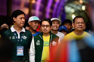 BIB: 0000000
                            <button type="button" onclick="openModal(21897837)" class="btn btn-primary btn-sm float-right btn-popup" data-toggle="modal" data-target=".modal-high-quality">
                        <i class="fas fa-shopping-cart"></i> Add to Cart
                    </button>
                                            <button type="button" onclick="isThisMe(21897837, true)" class="btn btn-success btn-sm float-right btn-popup btn-isme hidden" data-toggle="tooltip" data-placement="bottom" title="นี่คือรูปของคุณใช่ไหม คลิกที่นี่เพื่อเอาเข้าอัลบั้ม">
                        <i class="fas fa-plus"></i> Add to album
                    </button>
                    <button type="button" onclick="isThisMe(21897837, false)" class="btn btn-warning btn-sm float-right btn-popup btn-isnotme hidden">
                        <i class="fas fa-ban"></i> Remove from album
                    </button>